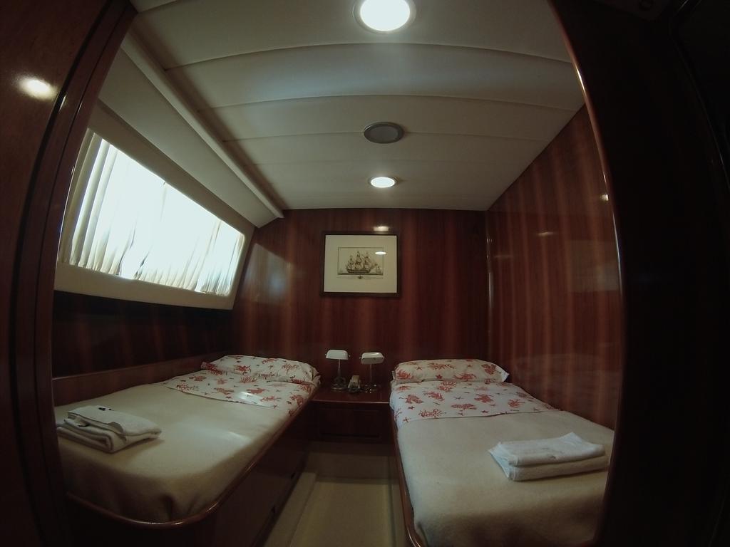 Riviera Boat Resort La Spezia Ruang foto